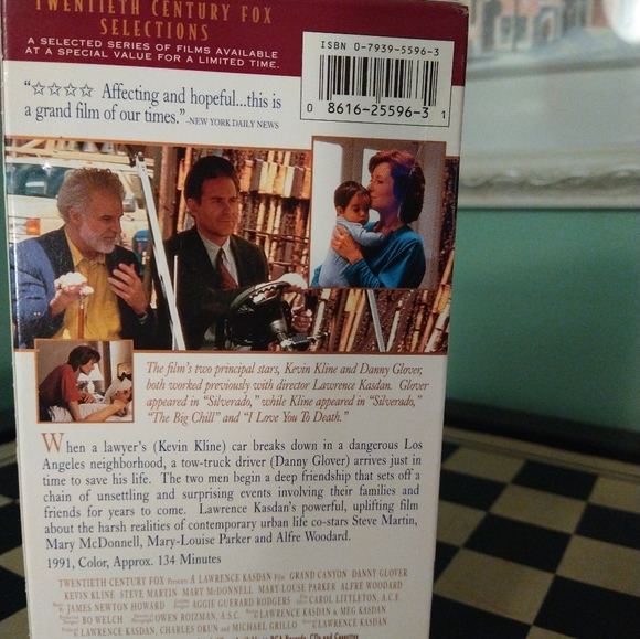 6/$15 Grand Canyon 1991 ‧ 2h 17mMain fox video vhr tape - Picture 4 of 5